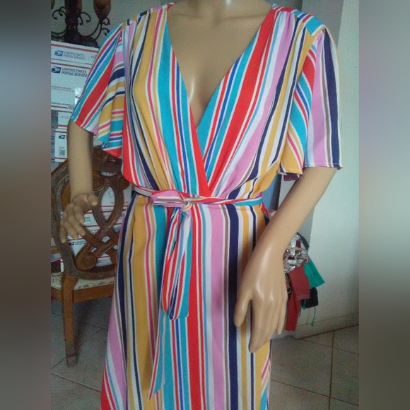 LIKE NEW LOANA MEHGAN WRAP DRESS STRIPED MULTI COLOR SZ. XL LINED GORGEOUS - Picture 4 of 11